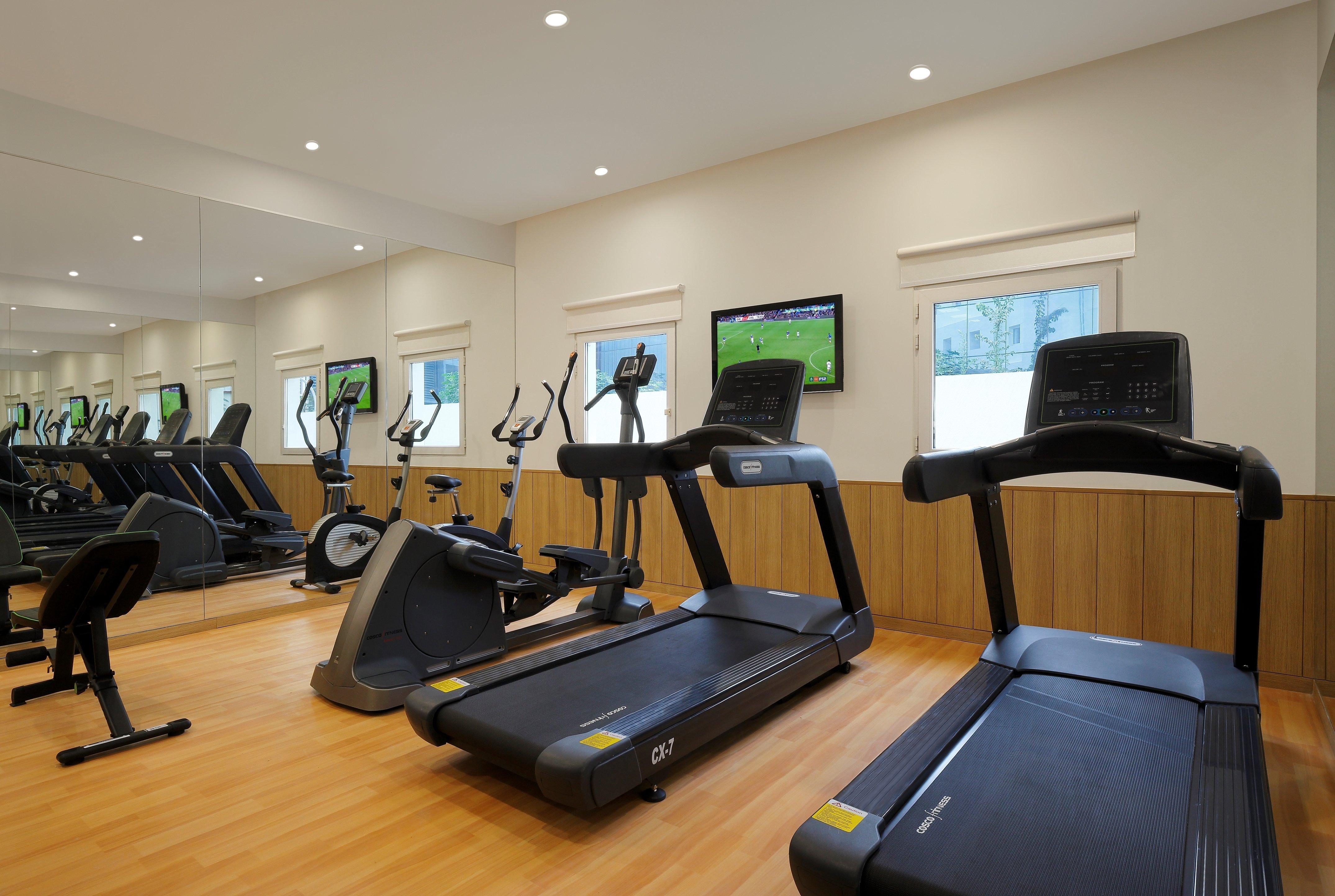 Holiday Inn Express Ahmedabad Prahlad Nagar By Ihg Екстер'єр фото